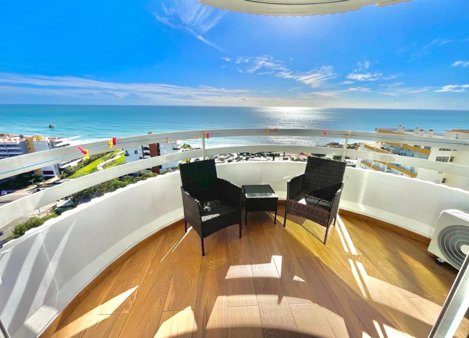 Top Ocean View Apartment - Amazing Sunset - Modern Style - Pool & 200M To Beach بورتيماو الغرفة الصورة